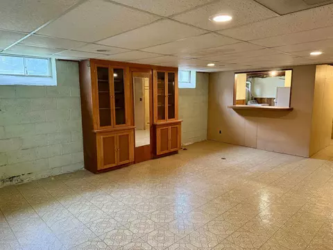 Living - 1122 Drexel, Dearborn, MI 48128 photo 4 of 4
