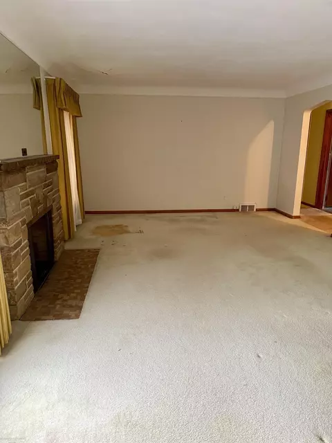 Living - 1122 Drexel, Dearborn, MI 48128 photo 3 of 4