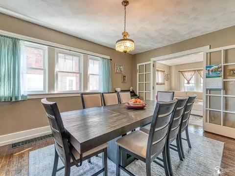 Dining - 525 Godfroy, Monroe, MI 48162 photo 3 of 4