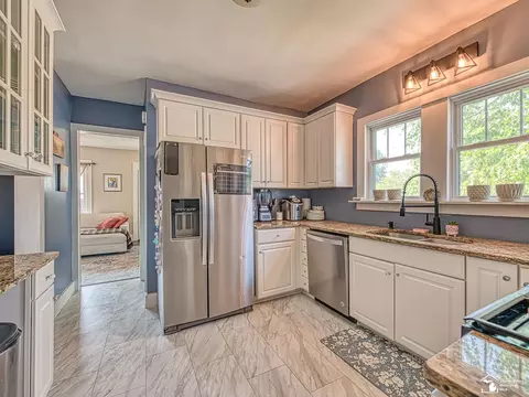 Kitchen - 525 Godfroy, Monroe, MI 48162 photo 2 of 3