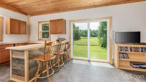7889 County Line, Vulcan, MI 49892 photo 9