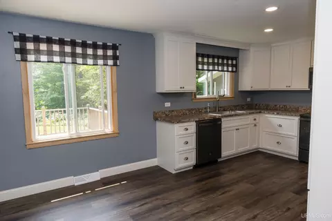 17 Lakeview, Ishpeming, MI 49849 photo 7