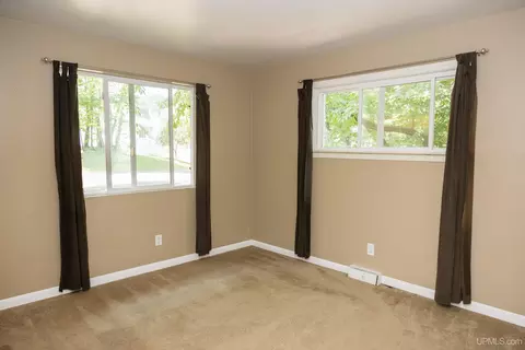 17 Lakeview, Ishpeming, MI 49849 photo 27