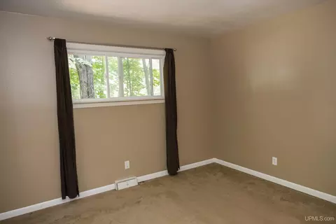 17 Lakeview, Ishpeming, MI 49849 photo 29