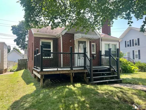 138 Tremont, Monroe, MI 48162