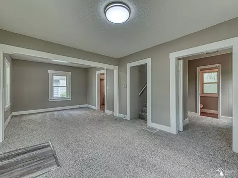 Living - 1105 Clinton, Jackson, MI 49202 photo 1 of 4