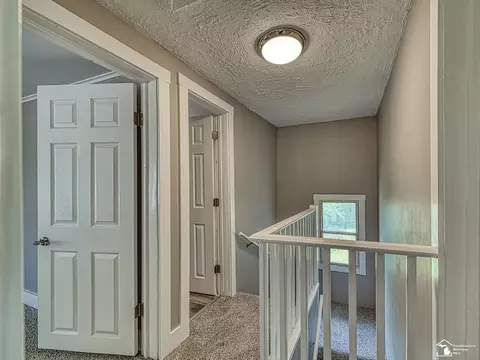 Entry Way - 1105 Clinton, Jackson, MI 49202 photo 3 of 3