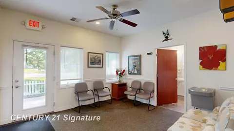 1441 E Maple, Burton, MI 48529 photo 4