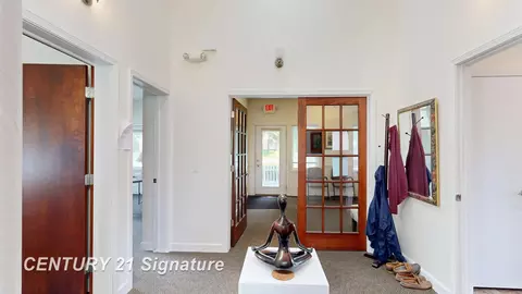 1441 E Maple, Burton, MI 48529 photo 5