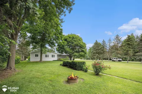 8208 E Potter, Davison, MI 48423 photo 29