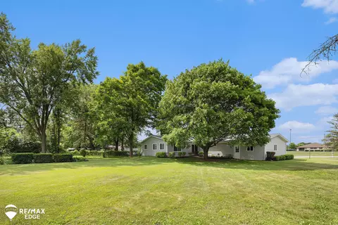 8208 E Potter, Davison, MI 48423 photo 26