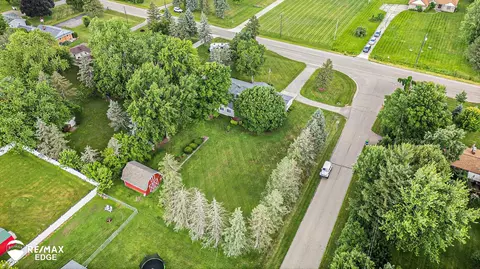 8208 E Potter, Davison, MI 48423 photo 31