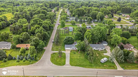 8208 E Potter, Davison, MI 48423 photo 30