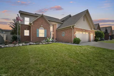 19465 Uroda, Rockwood, MI 48173