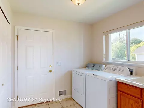 132 Aberdeen, Flushing, MI 48433 photo 23