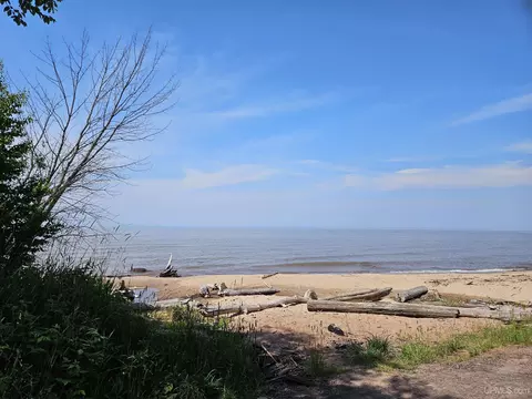 tbd 4 Mile Rock, Ontonagon, MI 49953