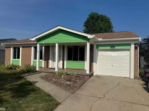 43018 Freeport, Sterling Heights, MI 48313