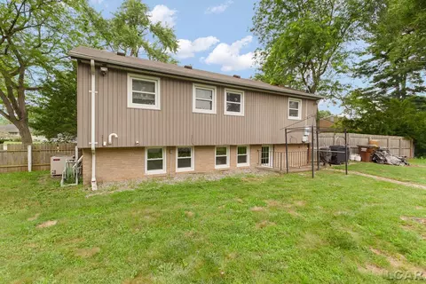 Exterior - 512 Seneca, Tecumseh, MI 49286 photo 6 of 8