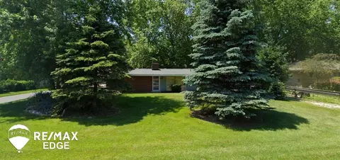 2125 Newport, Wolverine Lake, MI 48390