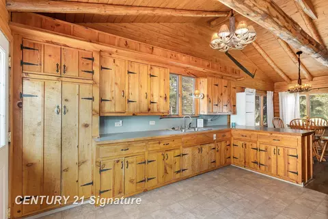 Kitchen - 1392 Markel, Munger, MI 48747 photo 1 of 3