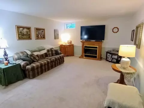 Living - 1612 Hampton, Gladwin, MI 48624 photo 2 of 3