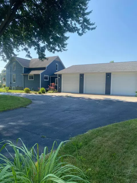 2010 Eleven Mile, Auburn, MI 48611