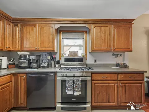 Kitchen - 1934 W Smith, Temperance, MI 48182 photo 4 of 4