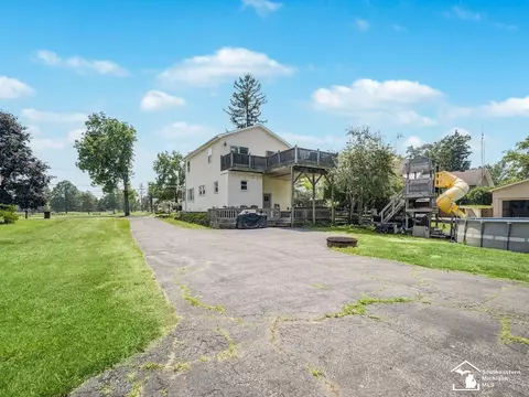 Exterior - 1934 W Smith, Temperance, MI 48182 photo 20 of 21