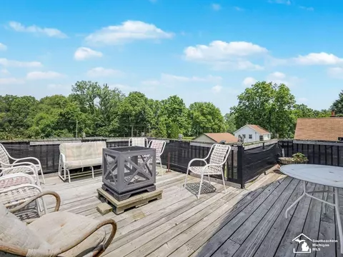 Exterior - 1934 W Smith, Temperance, MI 48182 photo 6 of 21