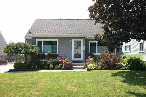 2027 Buckingham, Berkley, MI 48072