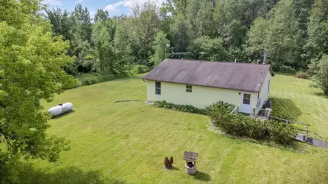 2721 Saganing, Bentley, MI 48613