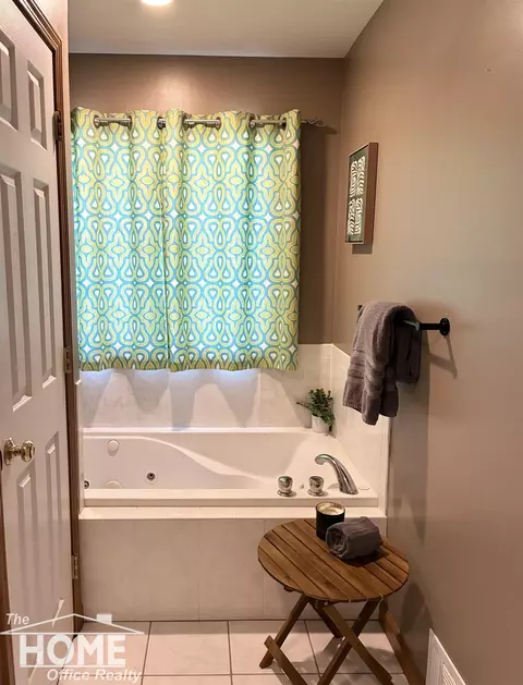 2318 Flagstone, Flushing, MI 48433 photo 23