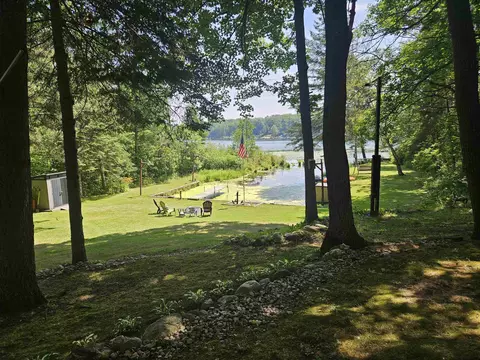 928 Hammond, Harrison, MI 48625 photo 27