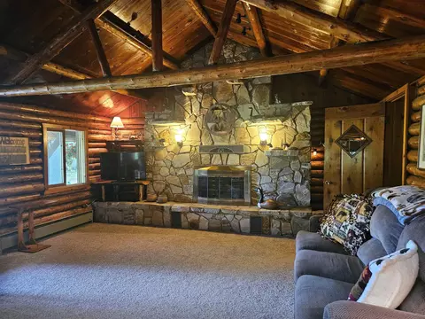 928 Hammond, Harrison, MI 48625 photo 4