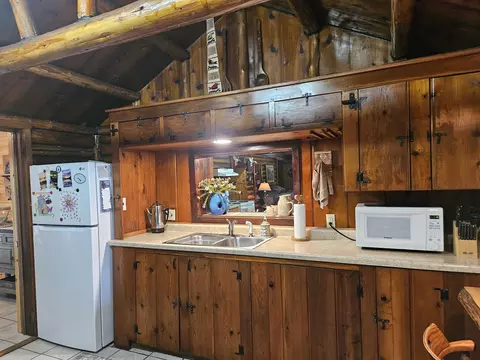 928 Hammond, Harrison, MI 48625 photo 8