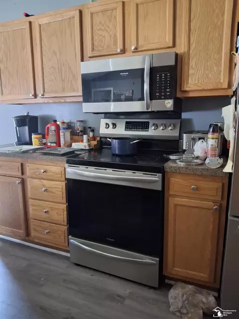 Kitchen - 3017 3rd, Monroe, MI 48162 photo 2 of 3
