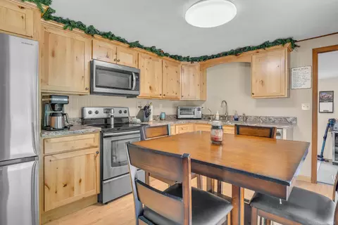 Kitchen - 4042 State, Carsonville, MI 48419 photo 5 of 5