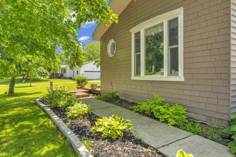 Exterior - 4042 State, Carsonville, MI 48419 photo 4 of 11