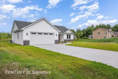 4567 E Lakecress, Saginaw, MI 48603