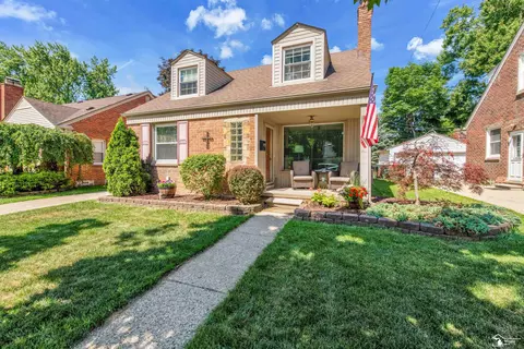 164 Berkley, Dearborn, MI 48124