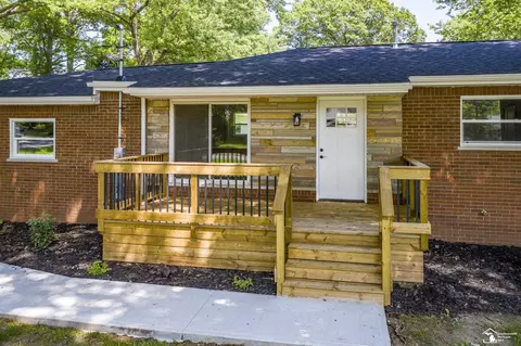7100 Maplewood, Temperance, MI 48182 photo 5
