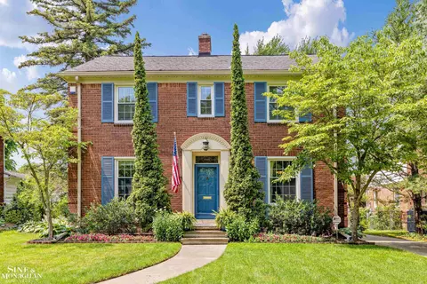 1245 Yorkshire, Grosse Pointe Park, MI 48230