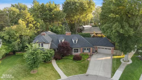 Other - 39 Harbor Hl, Grosse Pointe Farms, MI 48236 photo 2 of 10