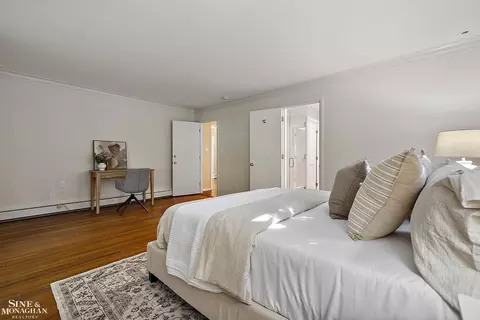 Bedroom - 39 Harbor Hl, Grosse Pointe Farms, MI 48236 photo 2 of 5