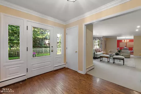 Entry Way - 39 Harbor Hl, Grosse Pointe Farms, MI 48236 photo 1 of 2