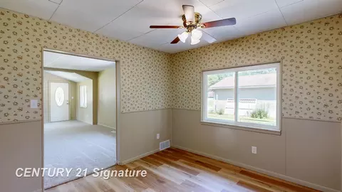 460 Oak, Mount Morris, MI 48458 photo 9