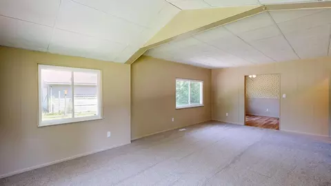 460 Oak, Mount Morris, MI 48458 photo 4