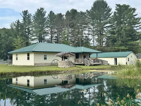 3921 Pratt Lk, Gladwin, MI 48624