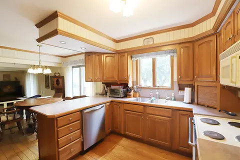4061 Sheraton, Flint, MI 48532 photo 8