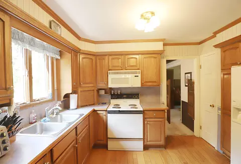4061 Sheraton, Flint, MI 48532 photo 13
